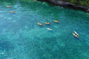 cave point kayak tour